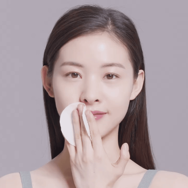 پد پاککننده صورت مری اند می برای پوست روشن و شفاف