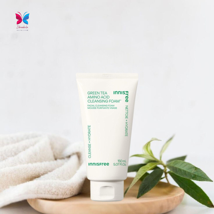 شستشوی ملایم و رطوبترسان با فوم چای سبز اینیسفری