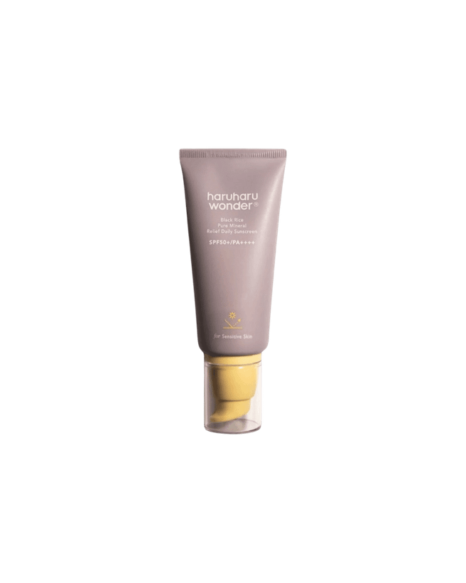 ضد آفتاب مینرال Haruharu Wonder، انتخابی بینقص برای محافظت از پوست در برابر اشعههای مضر UVA و UVB.