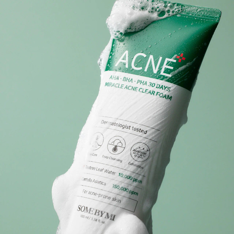 فوم ضد آکنه 30 روزه SOME BY MI با ترکیب AHA.BHA.PHA، برای پوست شفاف و بدون جوش