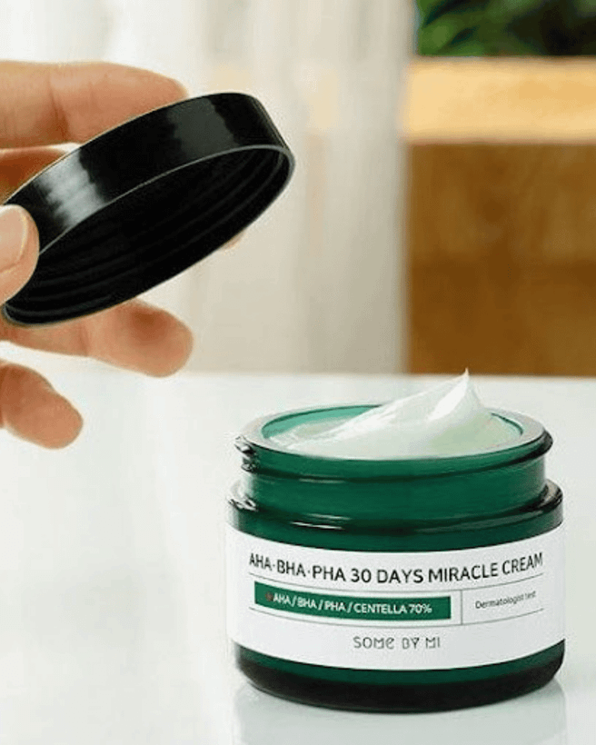 کرم AHA BHA PHA معجزهگر پوست سام بای می