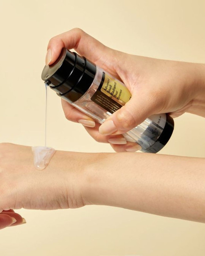 اسنس دوگانه حلزون کوزارکس مناسب برای انواع پوست، بهویژه پوستهای حساس