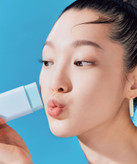 ضد آفتاب استیکی توکوبو، مناسب انواع پوست، با فرمولاسیون سبک و غیر چسبنده