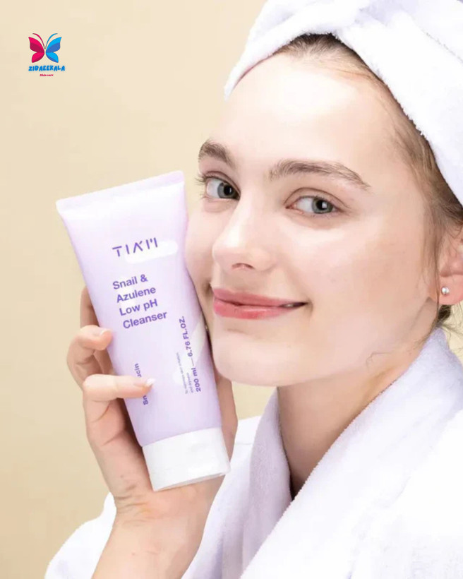 شوینده صورت تیام مدل Snail & Azulene، مناسب برای پوستهای تحریکشده و خشک، بدون ایجاد خشکی