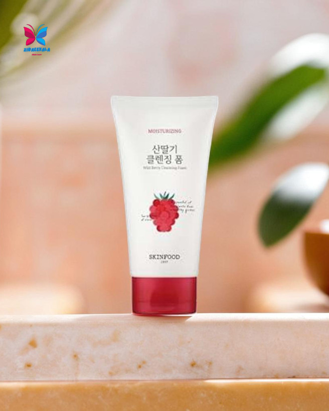 فوم پاککننده صورت اسکن فود، حاوی عصاره توتهای وحشی برای تمیز کردن عمیق و نرم کردن پوست