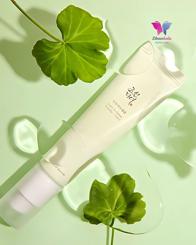 سرم صورت کره ای بیوتی آف جوسان مدل Light On Serum با عصاره التیام بخش سنتلا و آنتی اکسیدان ویتامین C