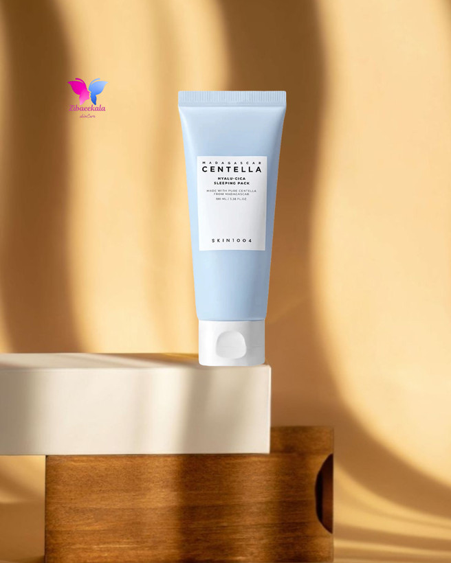 ماسک شب SKIN1004 حاوی سنتلا و هیالورونیک اسید با خواص ترمیم و آبرسانی قوی