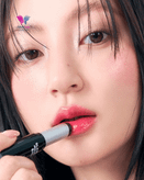 سواتچ و تست رنگ Berry In Black تینت بالم گلاستینگ ملتینگ بالم رماند